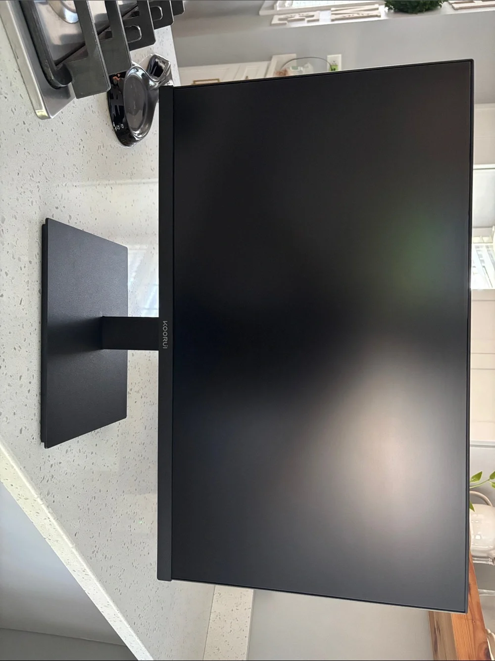 Koorul gaming monitor 100 hertz, 21 inches
